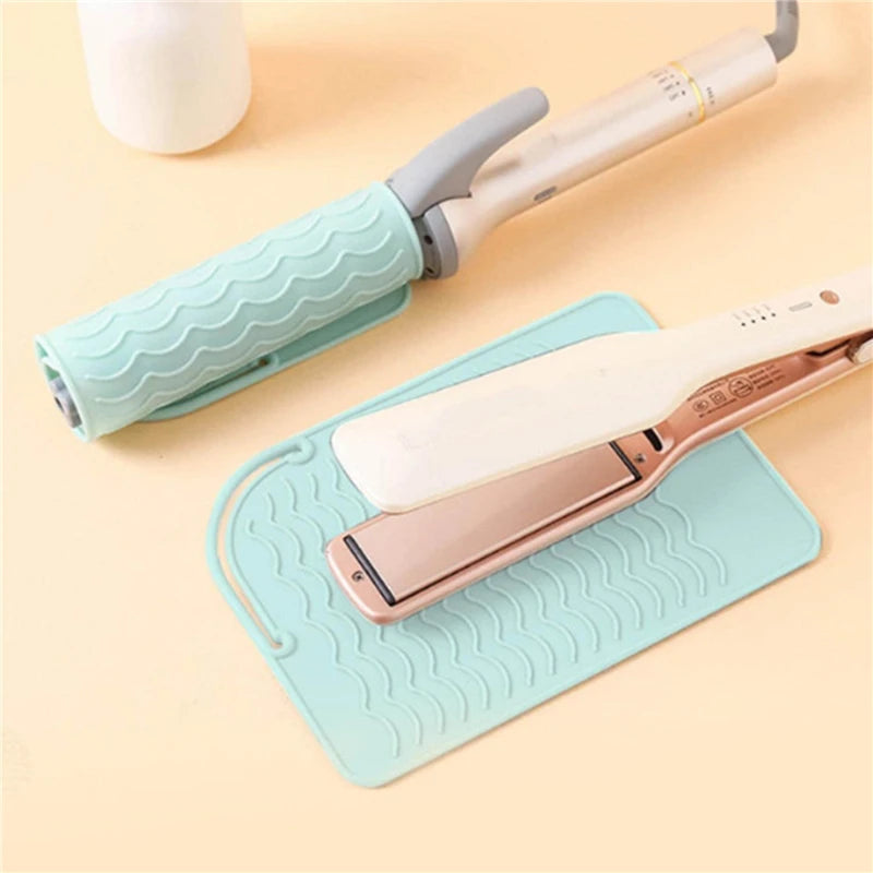 Portable Silicone Heat Resistant Mat Hair Straightener Curler Insulation Pad Non-Slip anti Heat Mat Hair Styling Tool for Travel